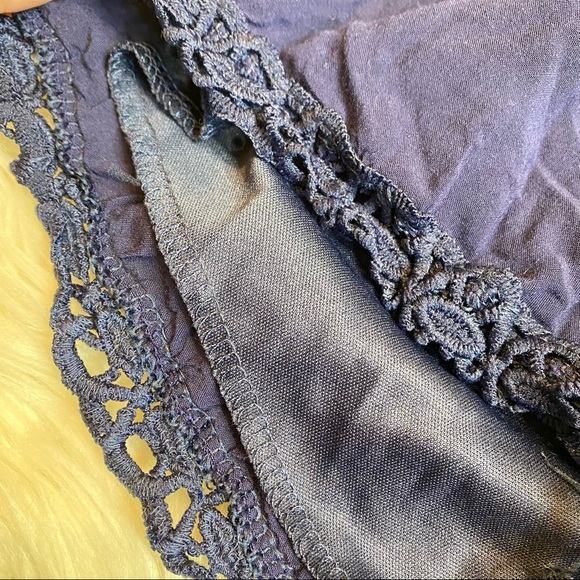 Bell Sleeve Off The Shoulder Romper size small - Picture 7 of 7